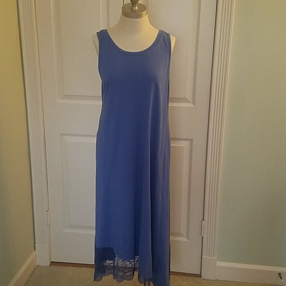 Sleeveless blue dress